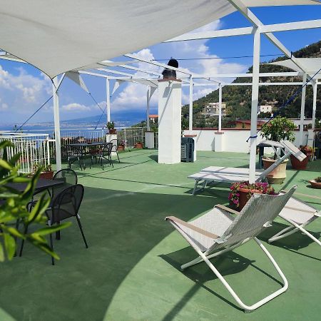 Olindo Apartment E Cristina Apartments Vico Equense Eksteriør billede