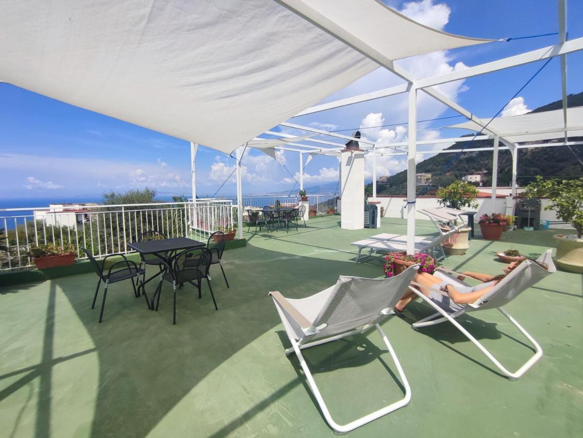 Olindo Apartment E Cristina Apartments Vico Equense Eksteriør billede