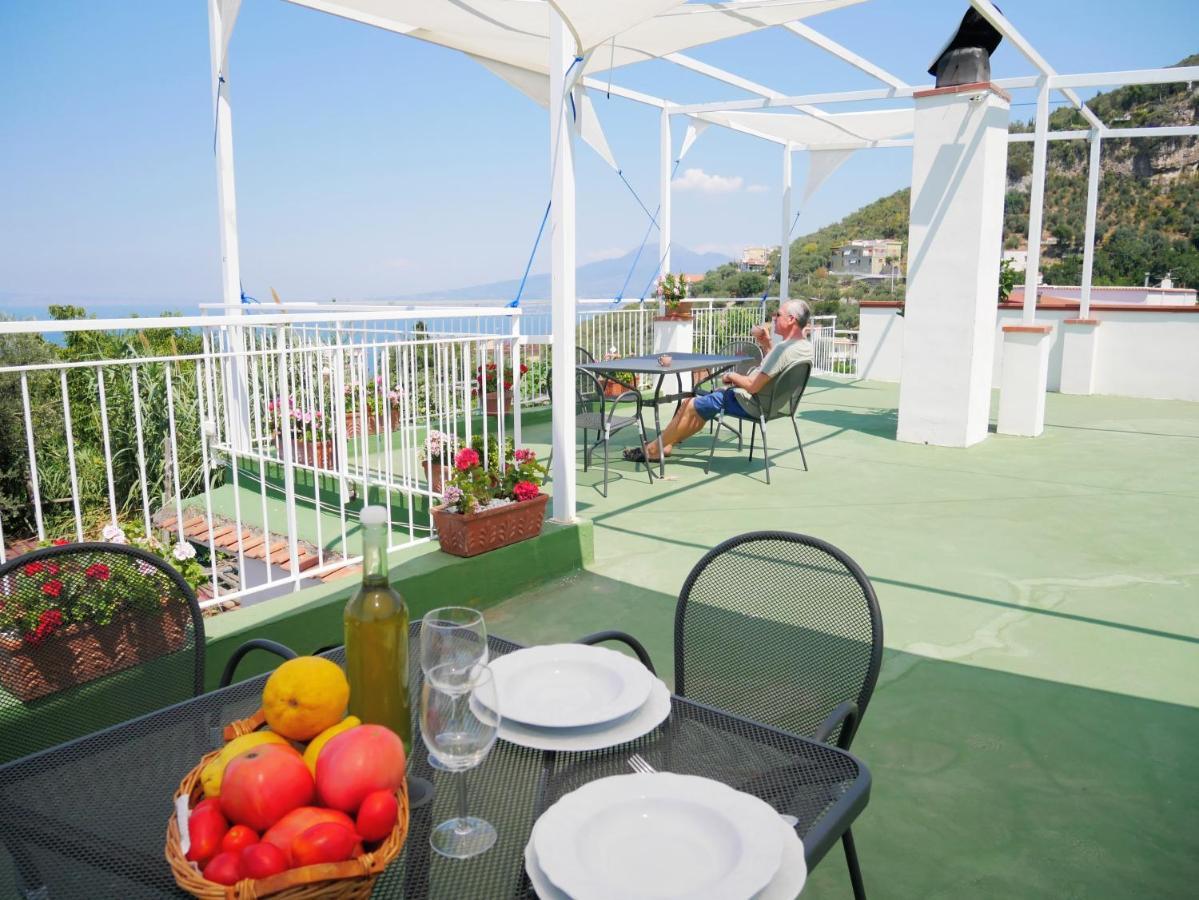Olindo Apartment E Cristina Apartments Vico Equense Eksteriør billede
