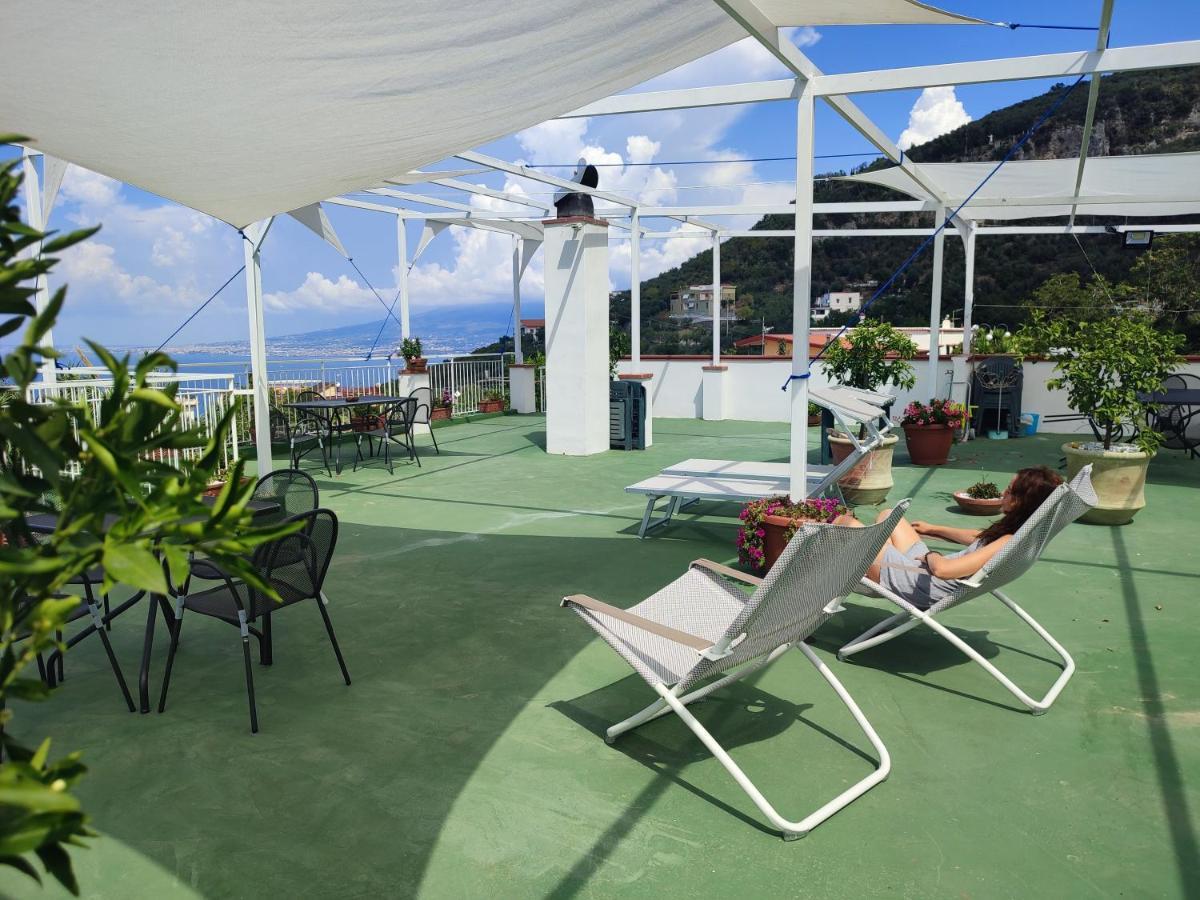 Olindo Apartment E Cristina Apartments Vico Equense Eksteriør billede
