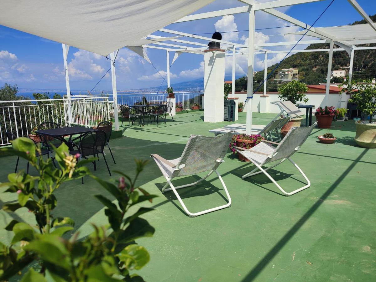 Olindo Apartment E Cristina Apartments Vico Equense Eksteriør billede