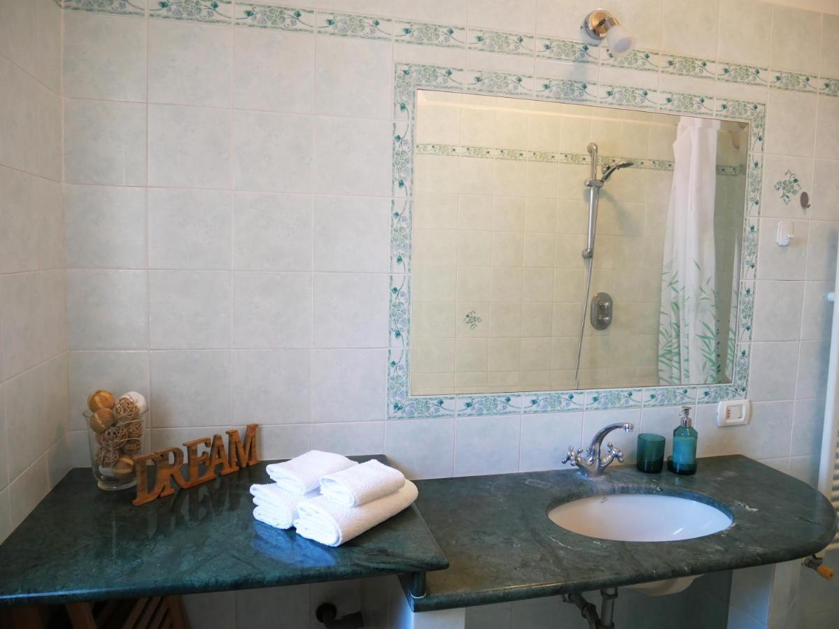 Olindo Apartment E Cristina Apartments Vico Equense Eksteriør billede